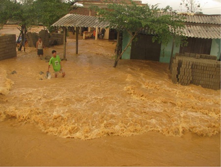 Thay đổi cấp báo động lũ trên các sông  - 1