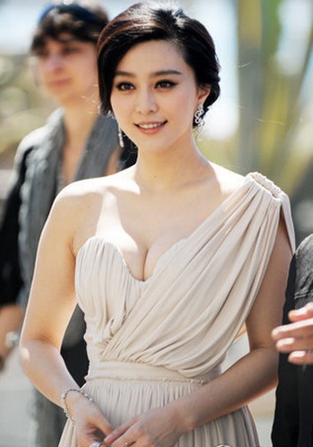 Phạm Băng Băng tỏa sáng tại LHP Cannes 2010 - 16