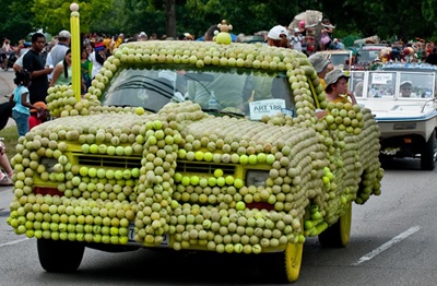 Xem xe “độc” tại Houston Art Car Parade 2010 - 11