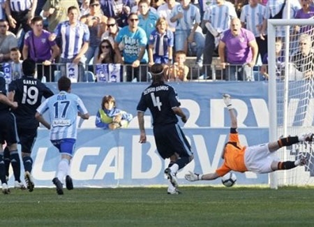 Real Madrid chia điểm đầy bất lực tại La Rosaleda - 1 Real Madrid chia điểm đầy bất lực tại La Rosaleda - 1