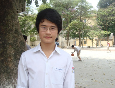 Cậu bạn chuyên Lý “siêu” thực nghiệm - 1 Cậu bạn chuyên Lý “siêu” thực nghiệm - 1