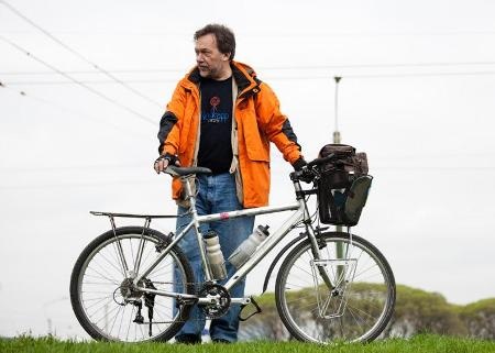 Một mình đạp xe vòng quanh thế giới - 2