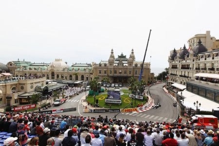 Red Bull lại đại thắng trong chiều Monaco khốc liệt - 2