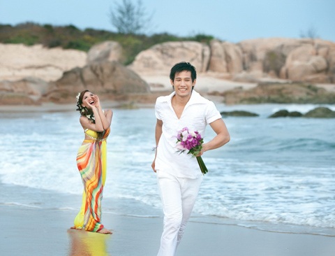 Thanh Thức tình tứ bên Quỳnh Thư - 1 Thanh Thức tình tứ bên Quỳnh Thư - 1