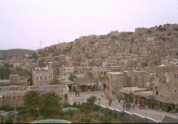 Một Bờ Tây khác sau làn khói súng - 6