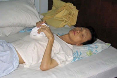 Số phận nghiệt ngã của bác sĩ nhãn khoa bị ung thư mắt - 1 Số phận nghiệt ngã của bác sĩ nhãn khoa bị ung thư mắt - 1