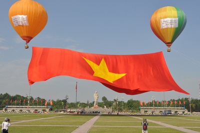Tam Chúc, chùa lớn nhất thế giới, đã trở thành điểm du lịch hấp dẫn của Việt Nam vào năm