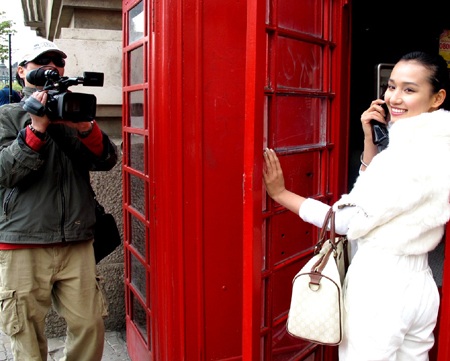 Lã Thanh Huyền ở London - 8