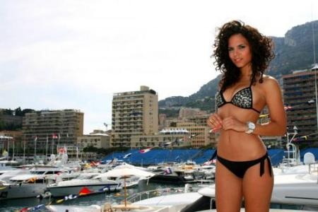 Người đẹp trên đường đua Monaco - 12