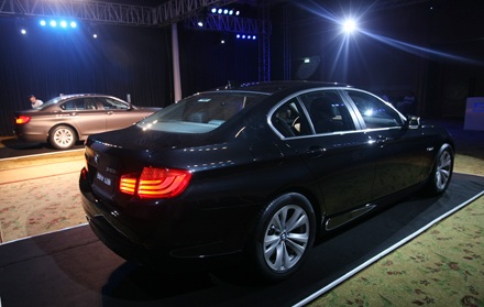 BMW ra mắt 5 series thế hệ thứ 6 tại Việt Nam - 10 BMW ra mắt 5 series thế hệ thứ 6 tại Việt Nam - 10
