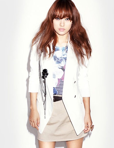 Lee Hyori kiêu kỳ với thời trang Top Girl - 10