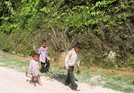 Thương lắm những đứa trẻ vùng cao - 8