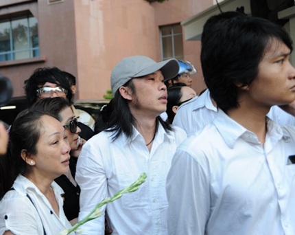 Người thân đưa Hữu Lộc về nơi an nghỉ cuối cùng  - 7