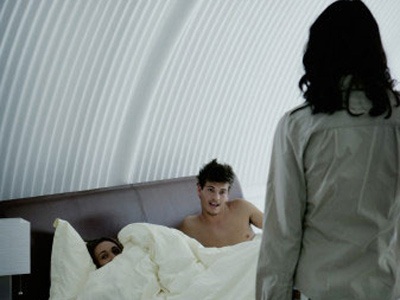 Bàng hoàng vì bị osin “xỏ mũi” - 1 Bàng hoàng vì bị osin “xỏ mũi” - 1