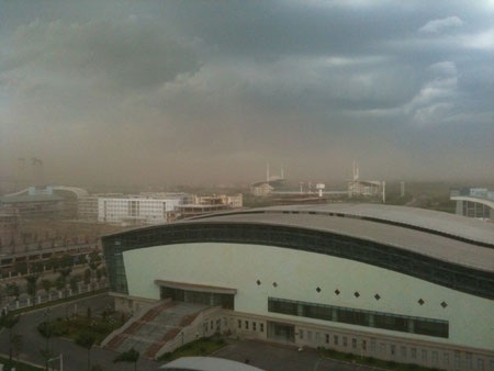 “Bão bụi” tấn công Hà Nội - 5