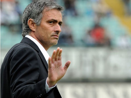 Báo chí loan tin Mourinho xong thỏa thuận sơ bộ với Real - 1 Báo chí loan tin Mourinho xong thỏa thuận sơ bộ với Real - 1