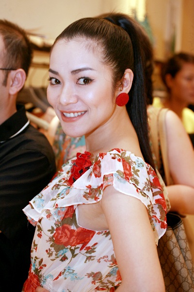 Siêu mẫu Thúy Hạnh đưa con gái cưng đi dự tiệc - 15