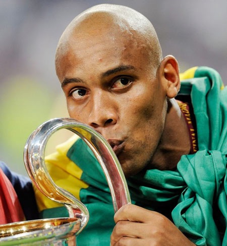 Chùm ảnh: Hạnh phúc vỡ òa với thầy trò Mourinho - 5 Chùm ảnh: Hạnh phúc vỡ òa với thầy trò Mourinho - 5
