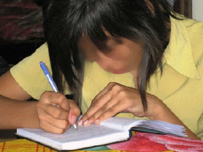 Cơ quan CSĐT vào cuộc vụ thiếu nữ bị hành hạ đến câm điếc - 2