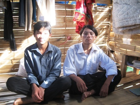 Những căn lều… nuôi con chữ - 3