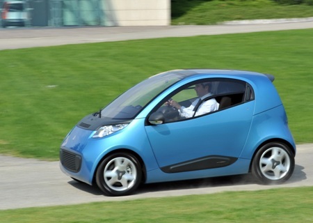 Nido EV - Xe chạy điện phong cách Ý  - 1