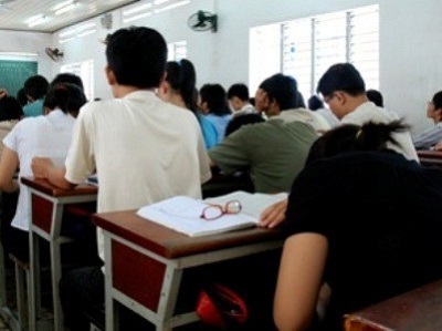 Luyện thi đại học, cao đẳng trên Internet - 1 Luyện thi đại học, cao đẳng trên Internet - 1