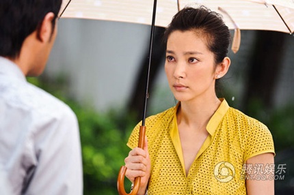 Cổ Thiên Lạc chạm môi với hai người đẹp - 5