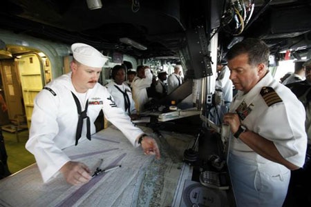 Chiêm ngưỡng tàu tấn công lưỡng cư Mỹ  - 17