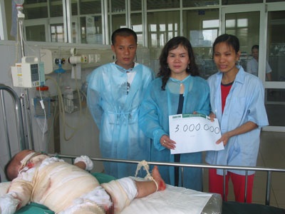 Xót xa trước tai nạn bỏng của bé 11 tháng tuổi - 2 Xót xa trước tai nạn bỏng của bé 11 tháng tuổi - 2