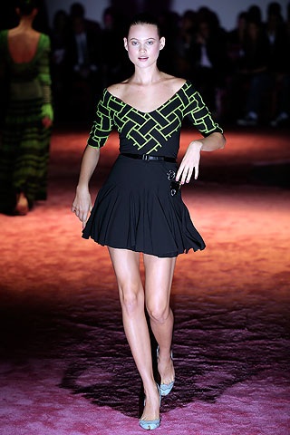 BST xuân hè 2010 của Zac Posen - 2