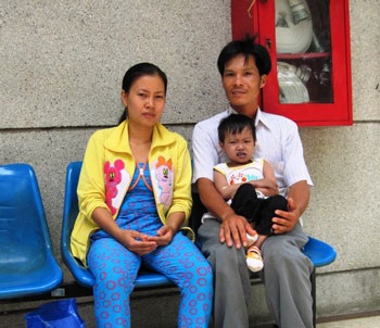 Bé Hương Quỳnh đã đủ kinh phí phẫu thuật - 1