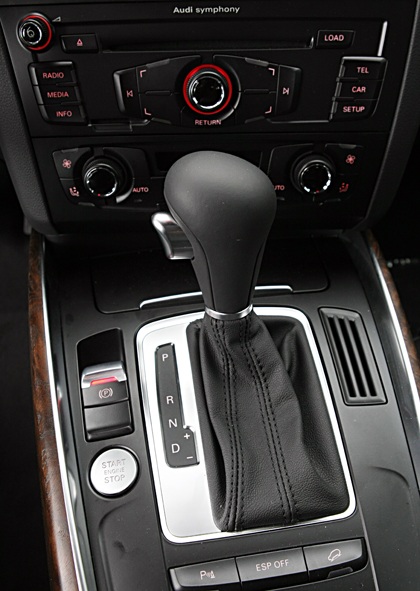 Audi Q5 chính thức ra mắt thị trường Việt Nam  - 6