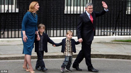 Xem tân Thủ tướng Anh chuyển nhà - 11