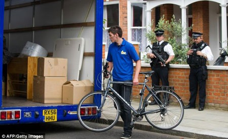 Xem tân Thủ tướng Anh chuyển nhà - 2