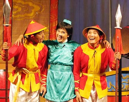 Nghệ sĩ Thành Lộc: "Tôi đang yêu và yêu rất nhiều" - 4 Nghệ sĩ Thành Lộc: "Tôi đang yêu và yêu rất nhiều" - 4