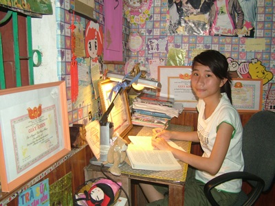 Cô bạn “văn võ song toàn” muốn đạt thủ khoa cả hai kỳ thi - 1