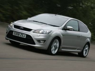 Ford thu hồi hàng trăm ngàn xe Focus - 1