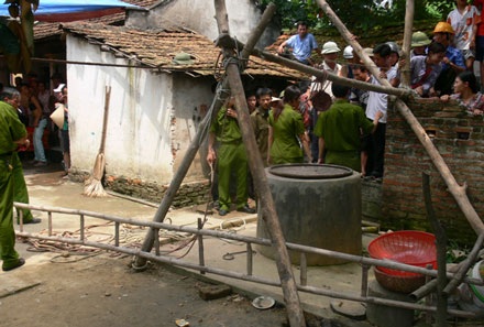 Bốn người tử vong dưới giếng sâu - 1 Bốn người tử vong dưới giếng sâu - 1