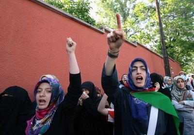 Lính Israel "đổ bộ" lên tàu viện trợ Gaza, 9 người thiệt mạng - 4 Lính Israel "đổ bộ" lên tàu viện trợ Gaza, 9 người thiệt mạng - 4