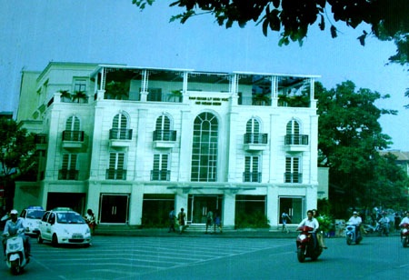 Dừng xây trụ sở BQL hồ Gươm chỉ là... tình huống - 1