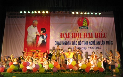 Tuyên dương 105 Cháu ngoan Bác Hồ - 1