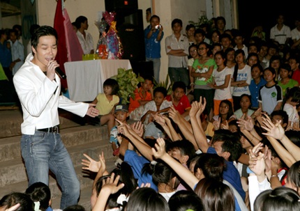 Thủy Tiên: "Cái gì không giết chết mình sẽ khiến mình mạnh mẽ hơn" - 5 Thủy Tiên: "Cái gì không giết chết mình sẽ khiến mình mạnh mẽ hơn" - 5
