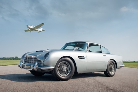Bán đấu giá xe Aston Martin của Điệp viên 007 - 18 Bán đấu giá xe Aston Martin của Điệp viên 007 - 18