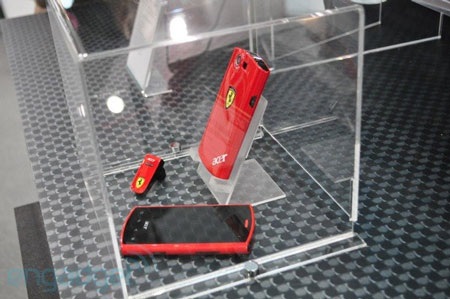Ngm ch d c bit Acer Liquid e Ferrari Special Edition | Bo Dn tr