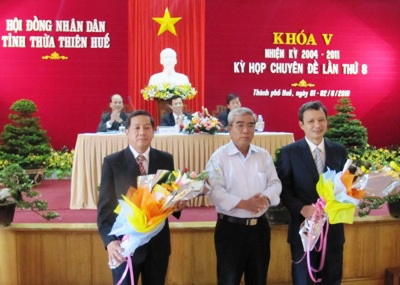 Thừa Thiên - Huế: Bầu mới 2 phó chủ tịch tỉnh - 1 Thừa Thiên - Huế: Bầu mới 2 phó chủ tịch tỉnh - 1