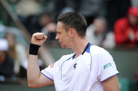 Federer đầu hàng Soderling, Berdych hạ gục Youzhny - 2