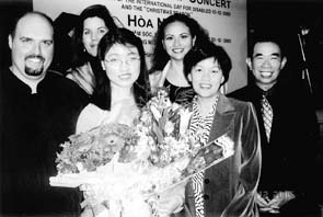 Cô sinh viên vượt qua bóng tối bằng ánh sáng tri thức - 1