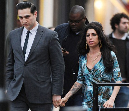 Amy Winehouse có bồ mới - 2 Amy Winehouse có bồ mới - 2