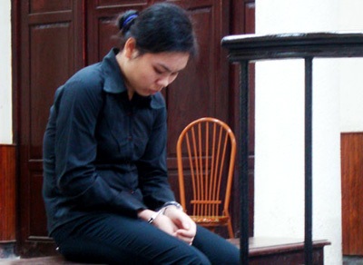 Không hướng gỡ tội cho người mẹ ném con xuống giếng - 1 Không hướng gỡ tội cho người mẹ ném con xuống giếng - 1