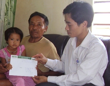 Chia sẻ “Nỗi đau của vợ chồng bán máu nuôi con” - 2